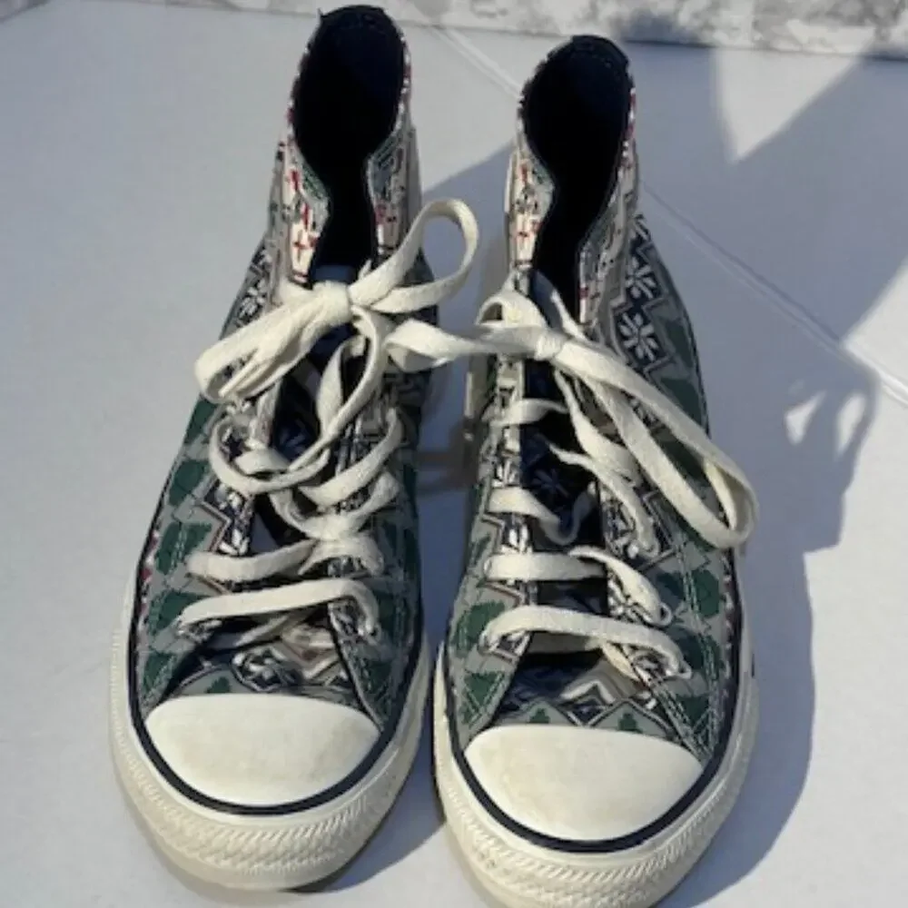 Converse Chuck Taylor All Star High Top Holiday Sweater Christmas Print Mens 6 - Picture 2 of 9